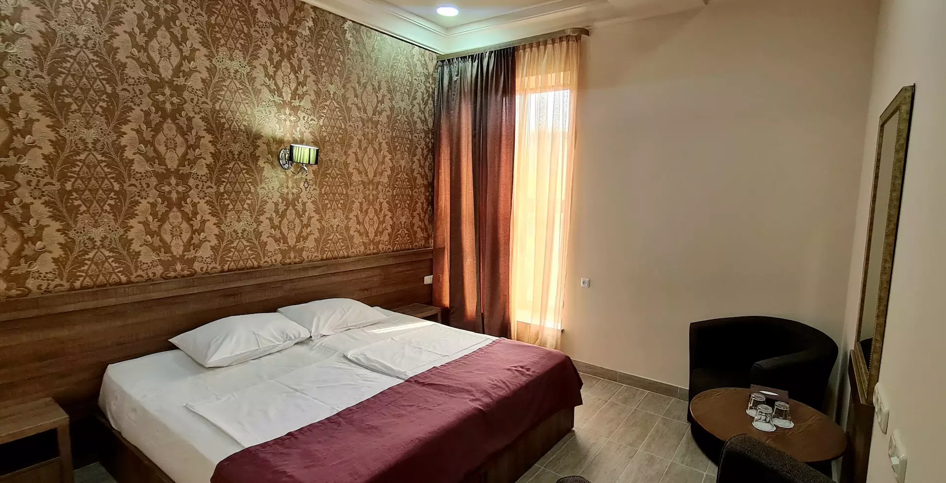 هتل ایروان دلوکس ایروان